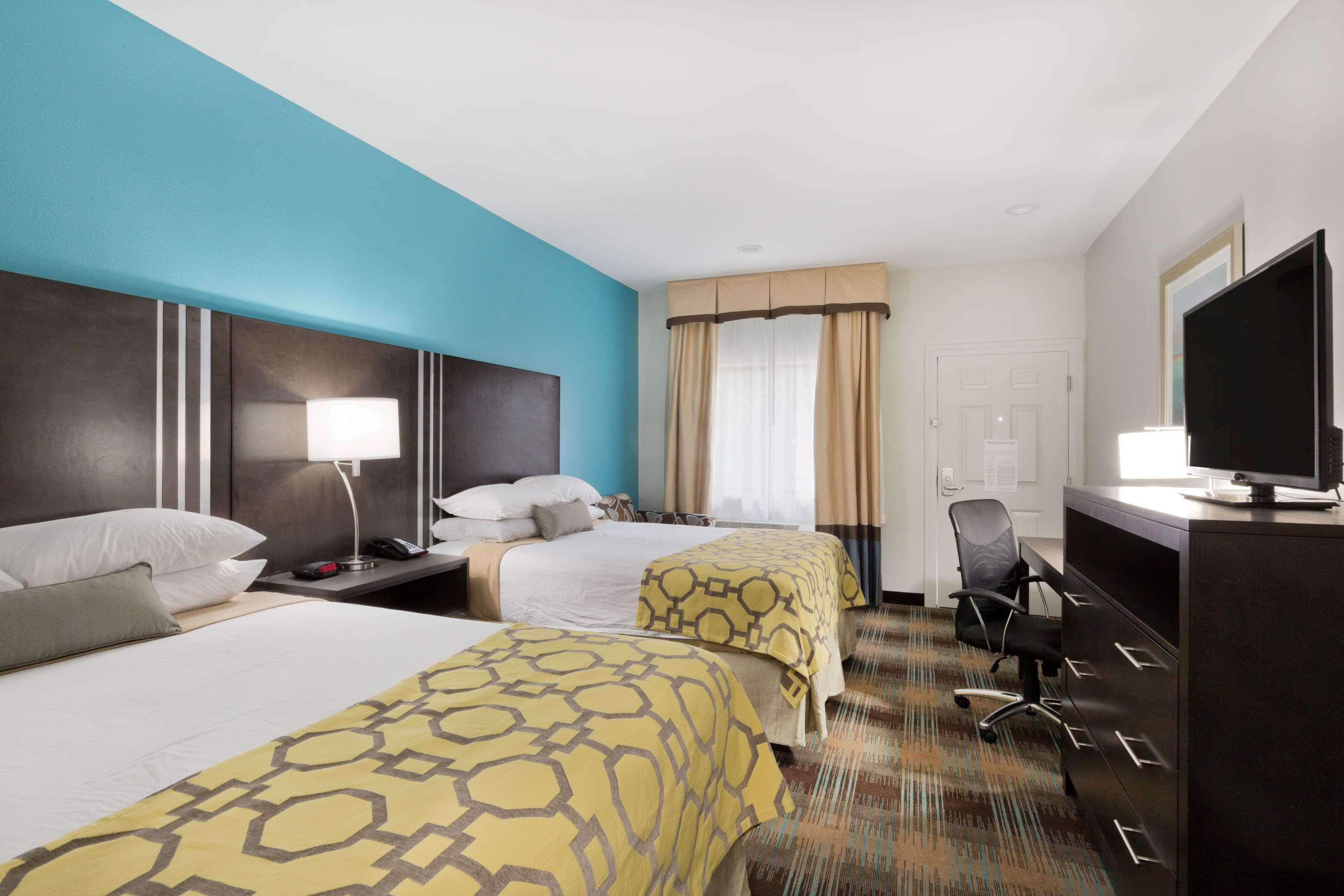 מלון Baymont By Wyndham Bryan College Station מראה חיצוני תמונה