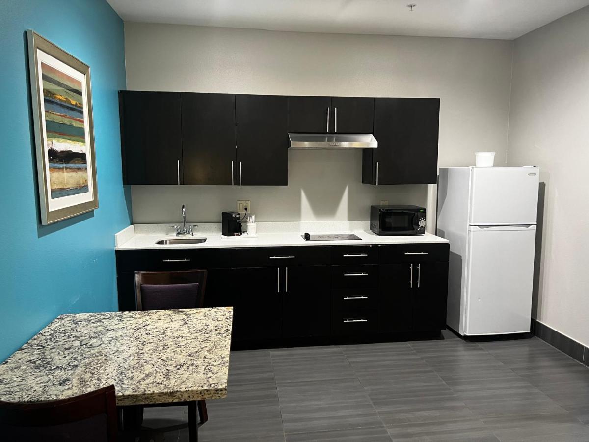 מלון Baymont By Wyndham Bryan College Station מראה חיצוני תמונה